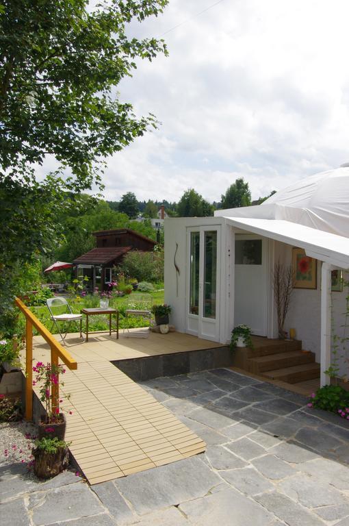 Rose-Marie'S Paradies Apartamento Aesch Exterior foto